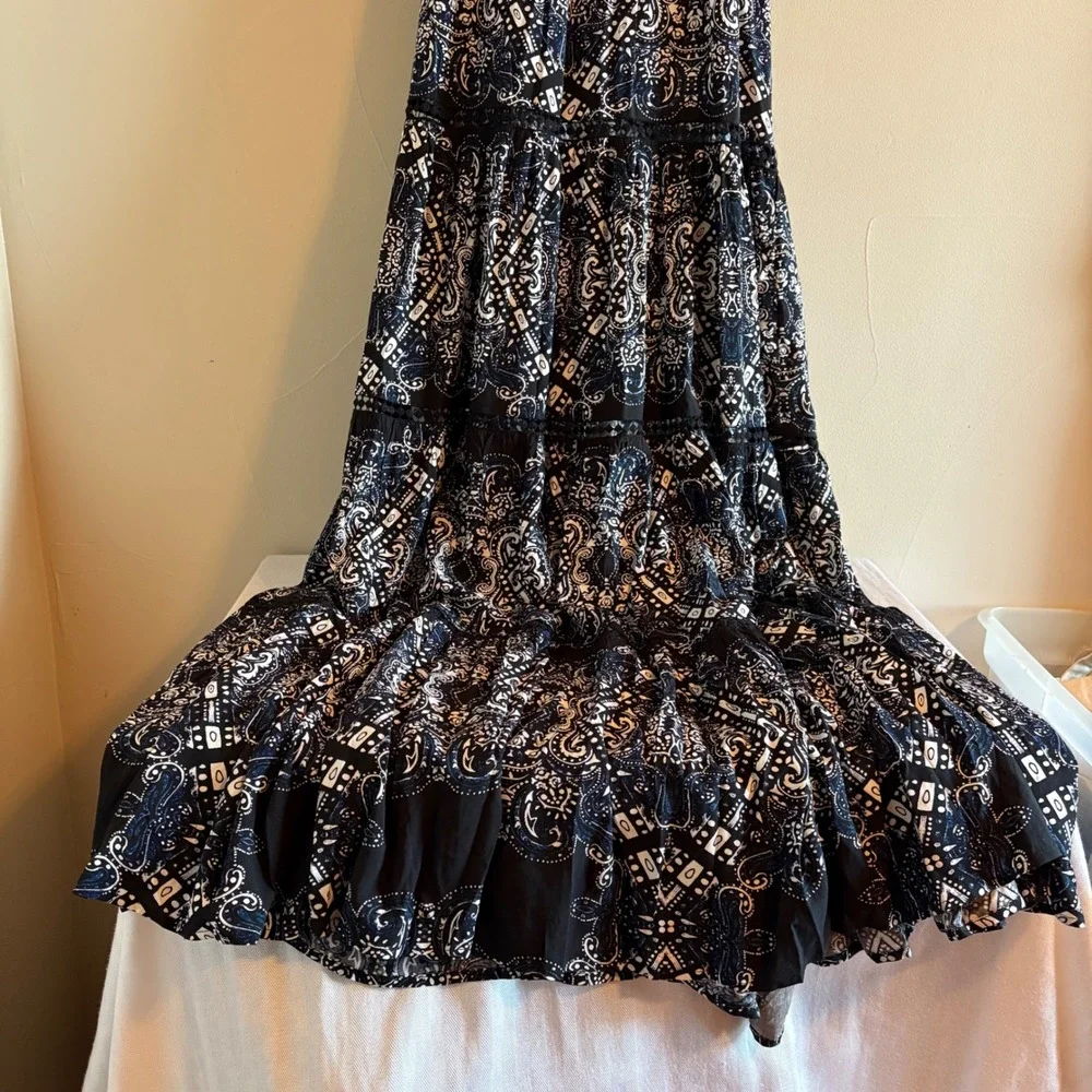 Red Carter Black Navy Paisley Tiered Halter Maxi Dress with Pockets XS - Picture 11 of 16